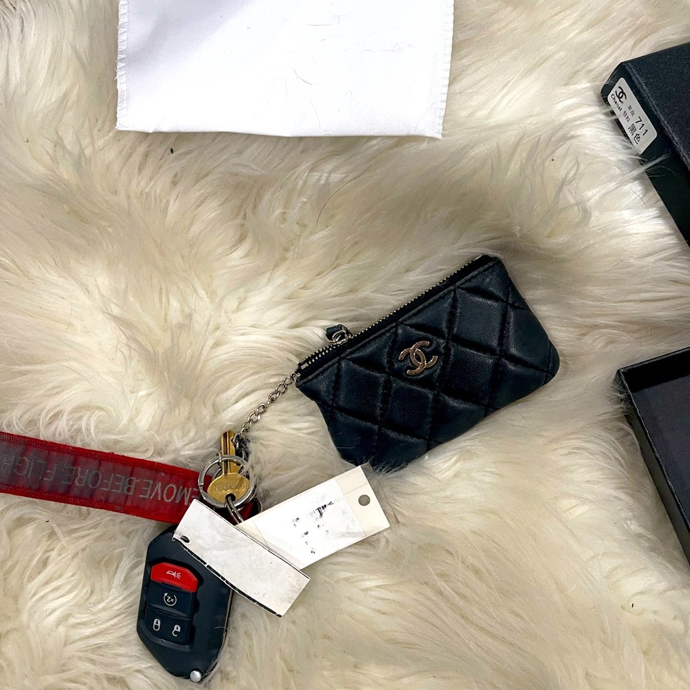 Keychain wallet